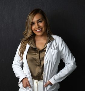 Dr. Gina Asturrizaga